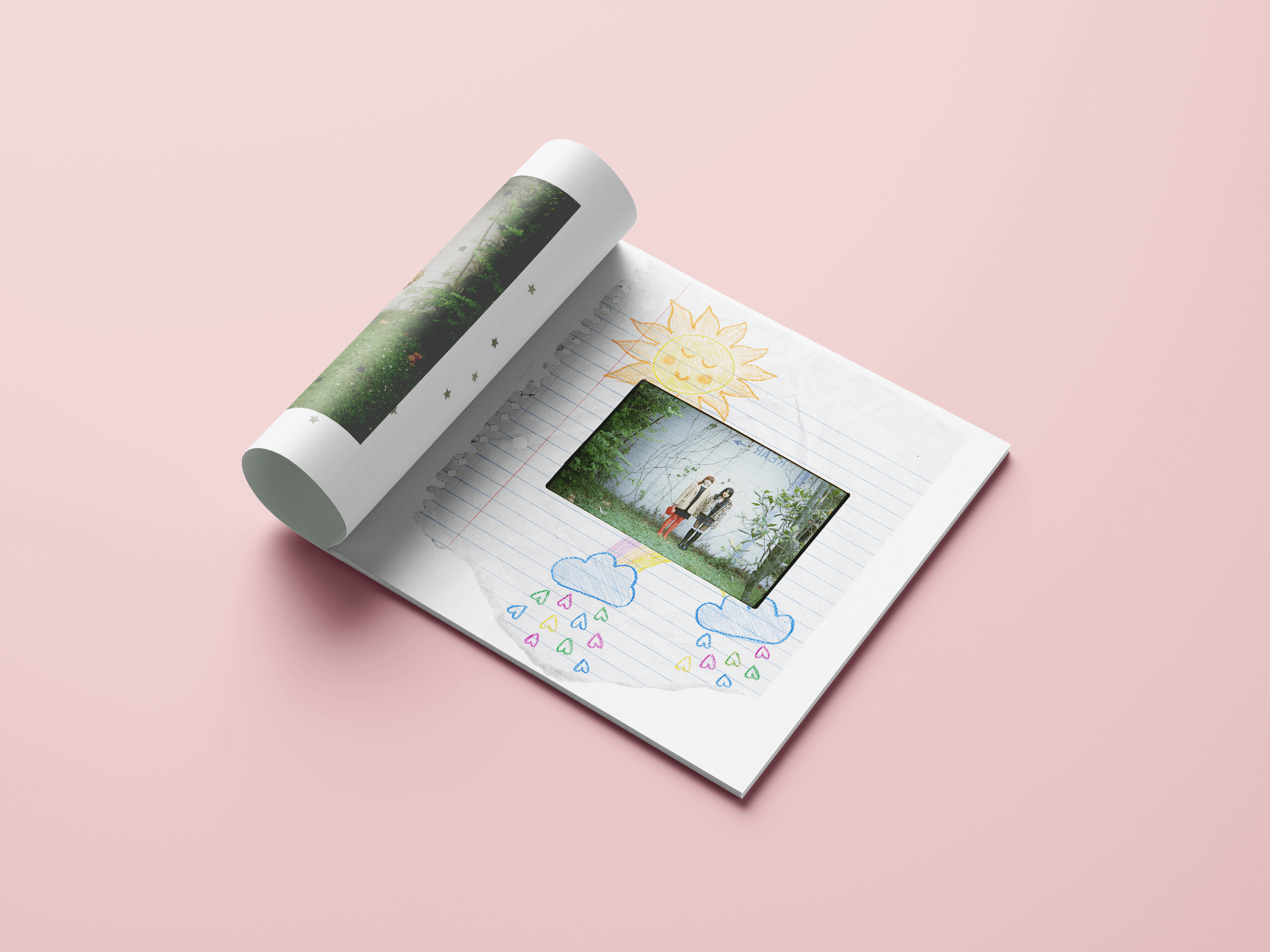 Free_Square_Brochure_Mockup_03-1